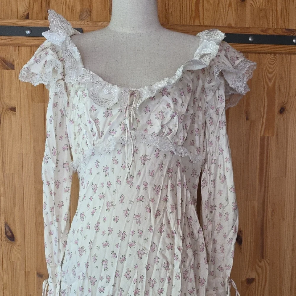 NWOT FOR LOVE AND LEMONS PASTEL FIELDS PINK ROSE PRINT WHITE MIDI DRESS SIZE L - Picture 3 of 10